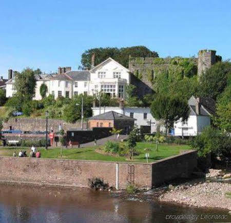 The Castle Of Brecon Hotel, Brecon, Powys エクステリア 写真